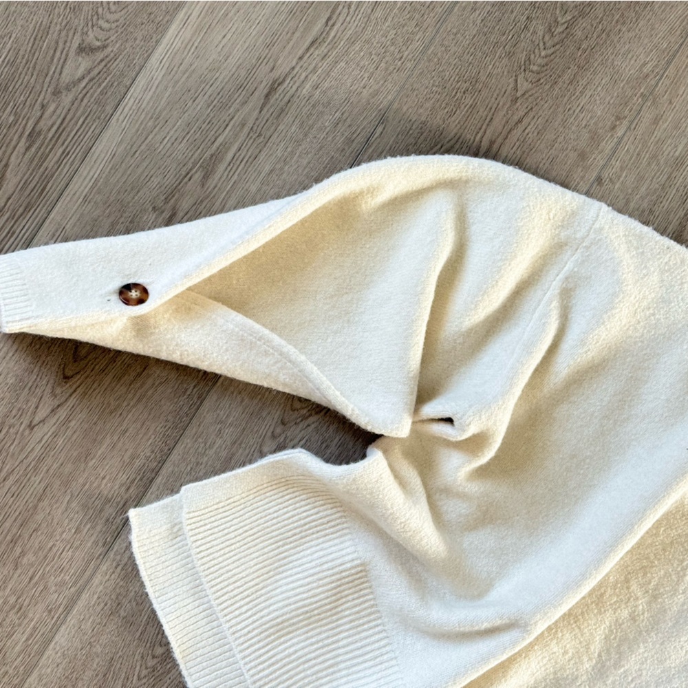French Connection White Turtleneck Sweater Oversized Special Cuff Design - Picture 2 of 8